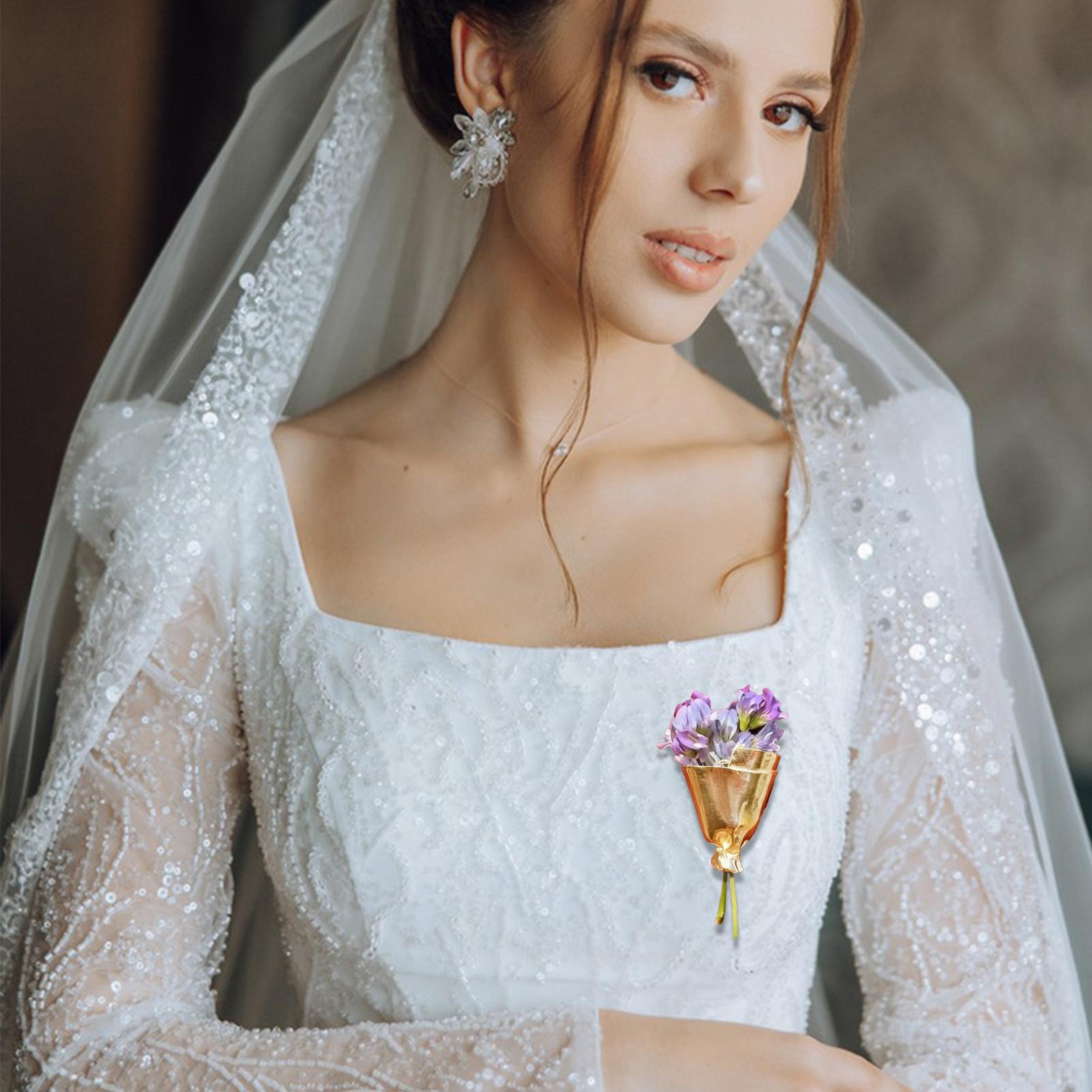 Women Flowers Bouquet Pins Bro - Travel Accessories India recension och pris
